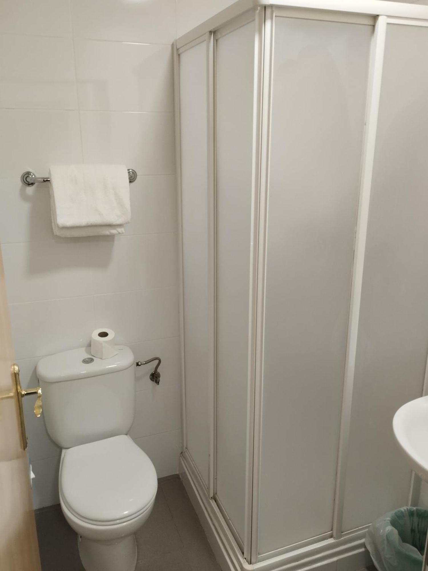 Hostal La Terrassa Guest house