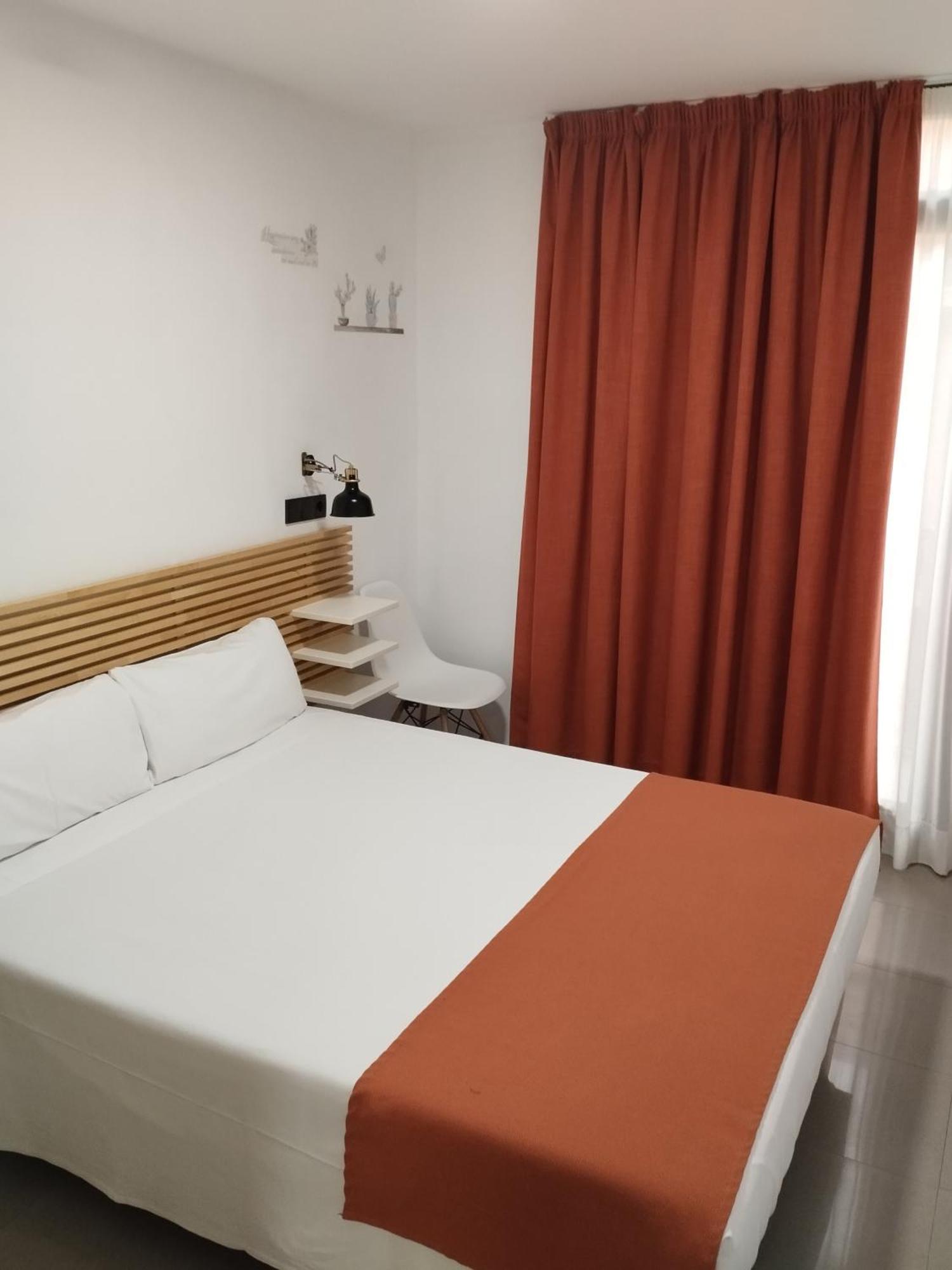 Hostal La Terrassa Guest house Barcelona